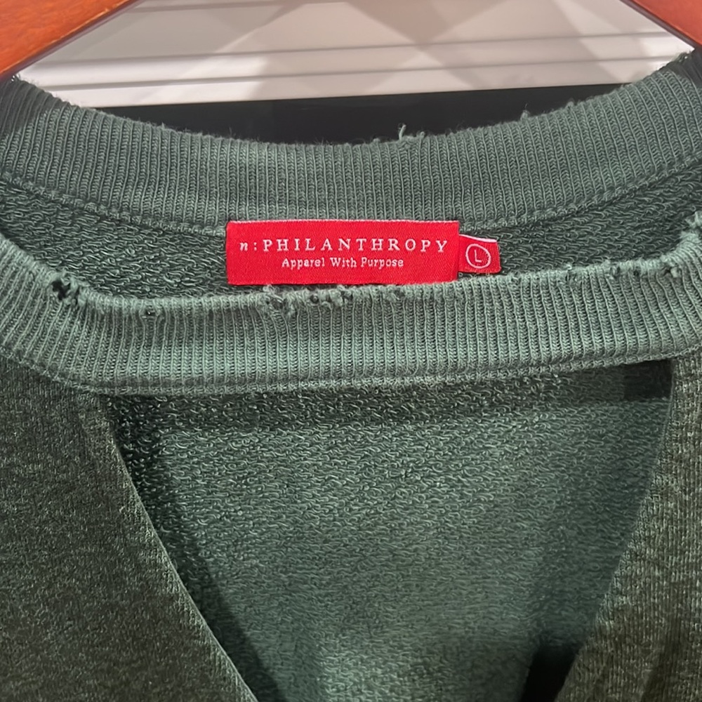 Sweater - Picture 2 of 5
